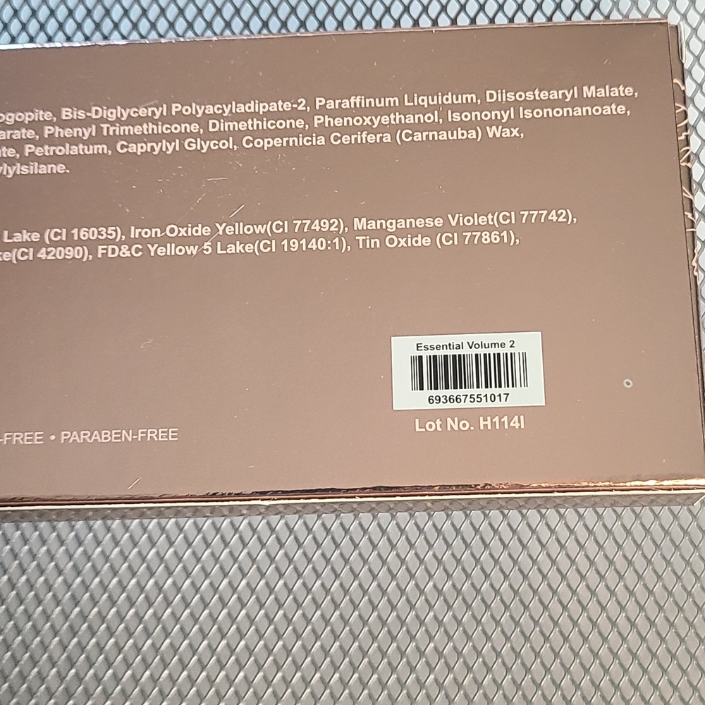 Girlactik Essential Eyeshadow Palette Volume 2 Vibrant Hues, Matte, Neutral NIB - Picture 6 of 7